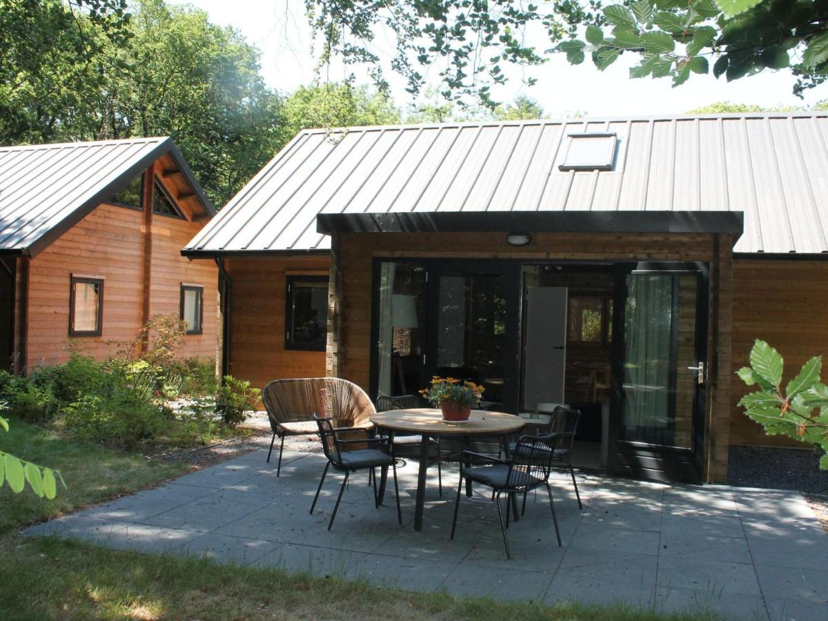 Cosy Wooden House Amid Woods In Soesterberg Utrecht Dış mekan fotoğraf